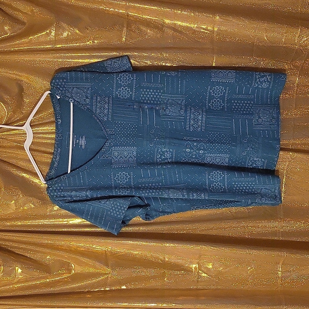 Sonoma Everyday T shirt womens size 1x NWT blue & white,  turquoise & White